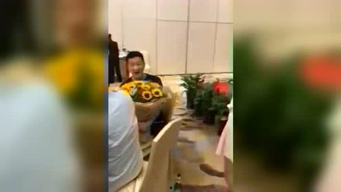 吃瓜女生的天性,揭秘娱乐圈背后的那些事儿